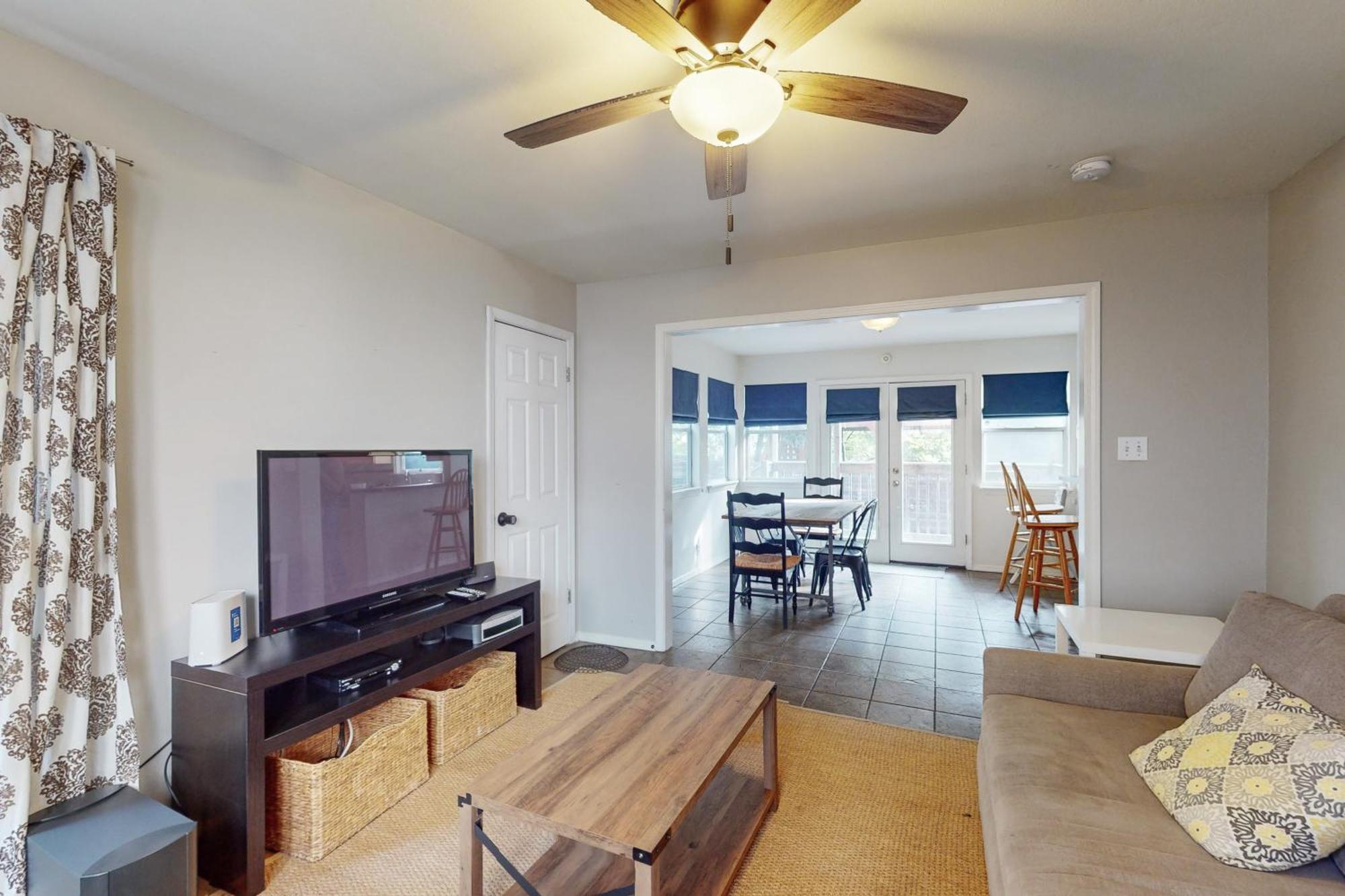 Beautiful South Villa Austin Bagian luar foto